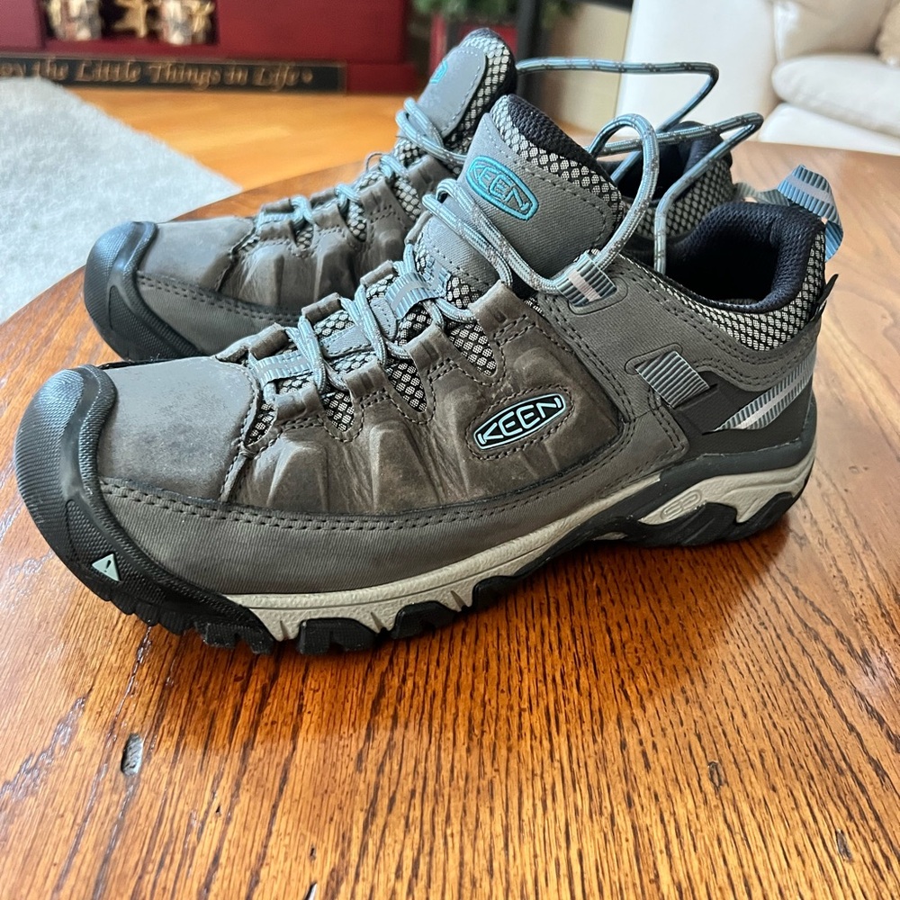 Keen Women’s Targhee III Waterproof  Trail/Hiking Shoes